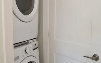 7370 Rural Ave, Unit 303 in Dallas, TX - Building Photo - Building Photo