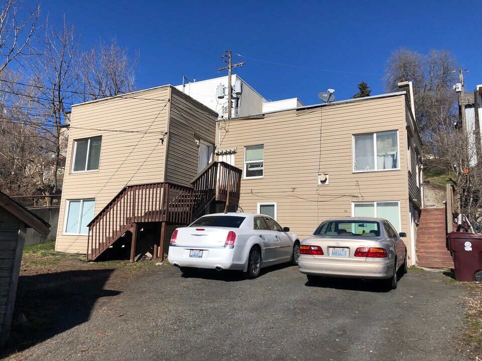 634 NE Gray Ln, Unit 4 in Pullman, WA - Building Photo