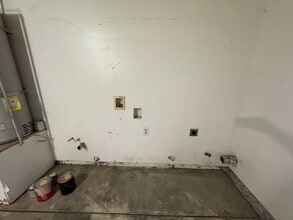 941 S T St in Tulare, CA - Building Photo - Building Photo