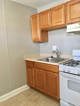 7235 Holabird Ave-Unit -Unit B - PM hold 10/2023 funds in Dundalk, MD - Foto de edificio - Building Photo