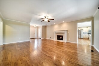 176 Longspur Dr in Gallatin, TN - Building Photo - Building Photo