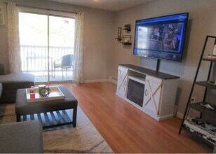 12 Timberwood Dr in Goffstown, NH - Building Photo - Building Photo