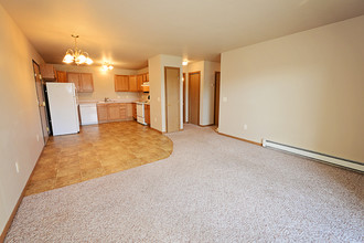 Terrace Pointe in Minot, ND - Building Photo - Building Photo