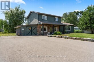 720 Lake Dr S in Georgina, ON - Building Photo - Building Photo
