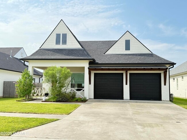 property at 200 Windmill Palm Ln