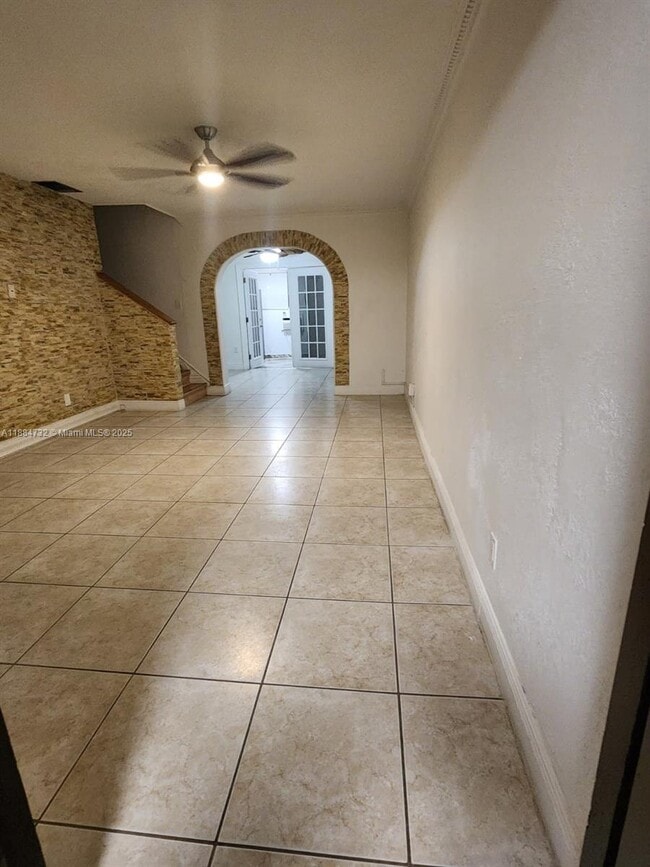 19311 NW 46th Ave in Miami Gardens, FL - Building Photo - Building Photo