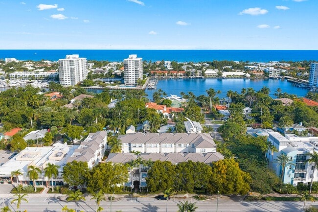 property at 285 SE 6th Ave