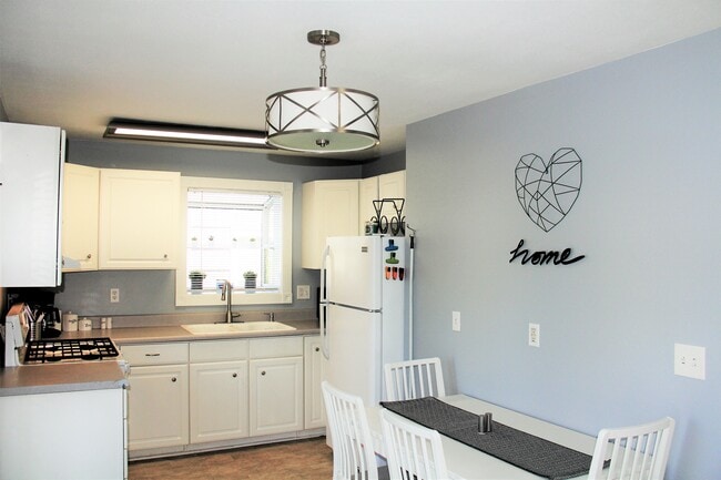 820 S Junett St, Unit 2 in Tacoma, WA - Building Photo - Building Photo