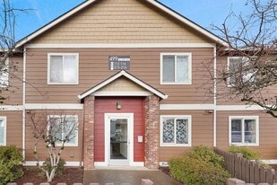 Andrea Place Apartments in Portland, OR - Building Photo