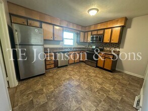 3501 Fieldstone Dr in Winston-Salem, NC - Building Photo - Building Photo