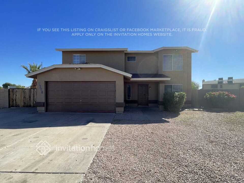 8609 W Roma Ave in Phoenix, AZ - Foto de edificio