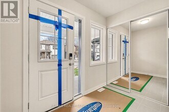 124 Tonic Cres in Ottawa, ON - Building Photo - Building Photo