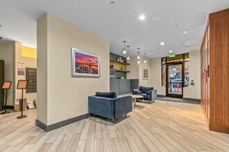413 NE 70th St in Seattle, WA - Building Photo - Building Photo