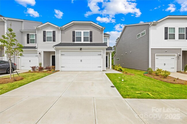 property at 2220 Belterra Dr