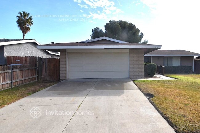 property at 2141 E Bessant St