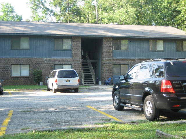 Indianwoods Apartment in Lafayette, AL - Building Photo