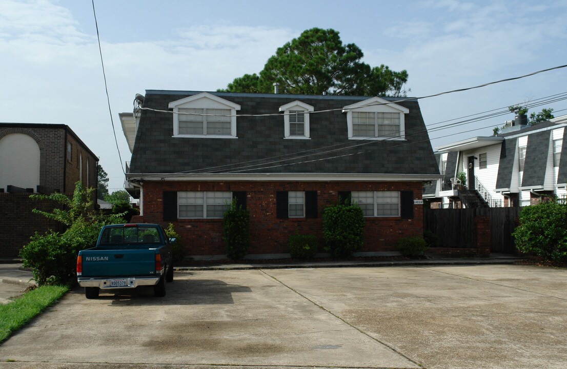 4824 Quincy St in Metairie, LA - Building Photo