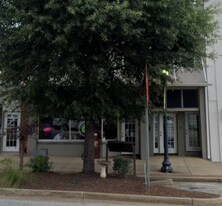 123.5 S Main St in Woodruff, SC - Building Photo