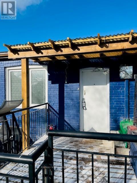 2961 Lake Shore Blvd W in Toronto, ON - Building Photo - Building Photo