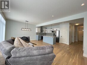 1067 Upperpoint Ave in London, ON - Building Photo - Building Photo