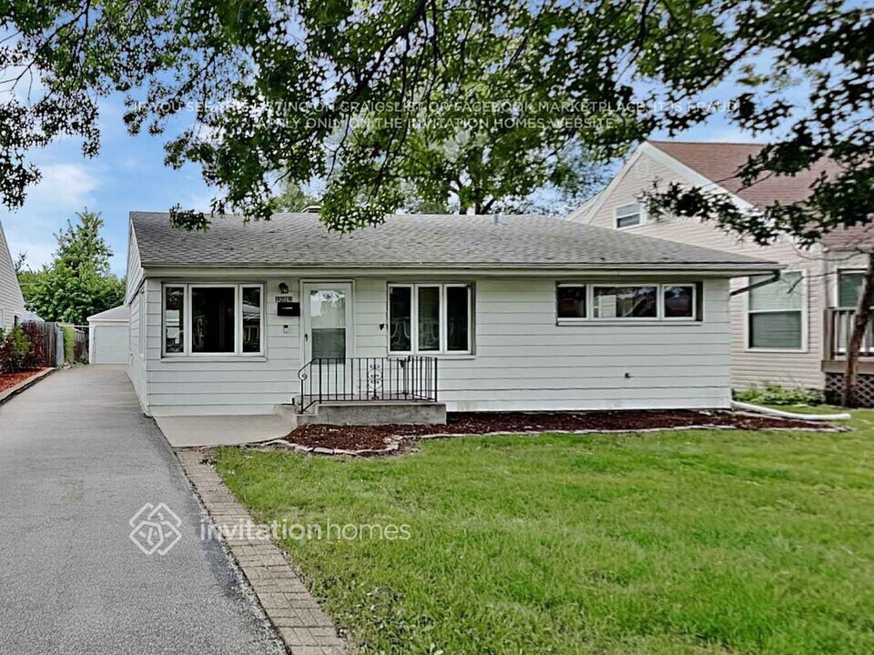 9219 S 51st Ave in Oak Lawn, IL - Building Photo