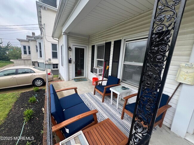 23 Rector Pl in Red Bank, NJ - Building Photo - Building Photo