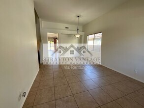 3865 W Ashton Dr in Anthem, AZ - Building Photo - Building Photo