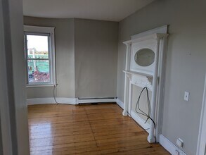 26 Dana Ave, Unit 3 in Boston, MA - Building Photo - Building Photo