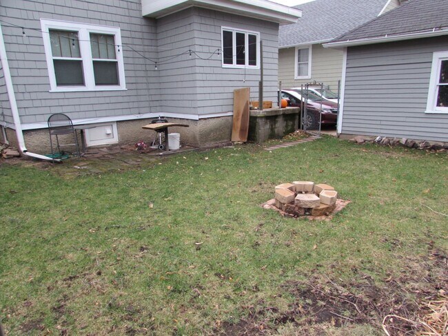 932 Drake St in Madison, WI - Building Photo - Building Photo
