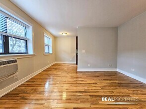 510 W Briar Pl in Chicago, IL - Building Photo - Building Photo