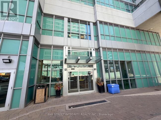 50 Town Centre Court in Toronto, ON - Building Photo - Building Photo