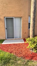 7820 NW 7th St in Pembroke Pines, FL - Building Photo - Building Photo