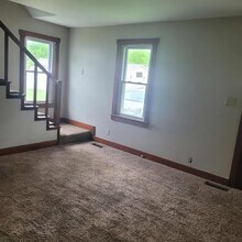 362 Popp Ave in Sellersburg, IN - Foto de edificio - Building Photo