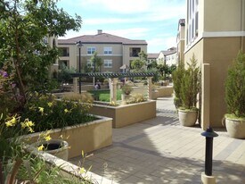 1883 Agnew Rd, Unit Mission Terrace in Santa Clara, CA - Building Photo