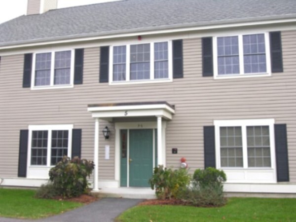 2 Abbott Ln in Concord, MA - Building Photo