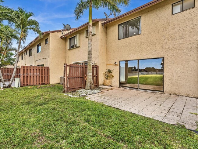 property at 2821 SW 58th Manor