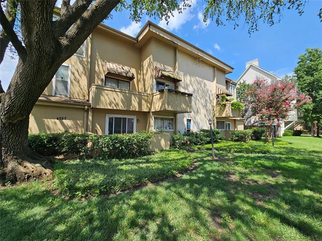 4327 Holland Ave in Dallas, TX - Building Photo