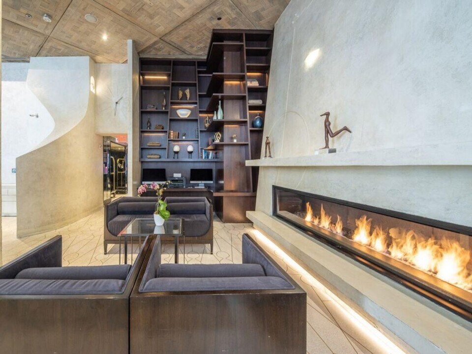 114 E 32nd St in New York, NY - Building Photo