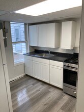 347 1/2 Kingwood St in Morgantown, WV - Building Photo - Building Photo