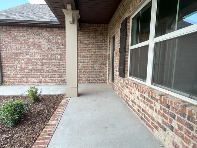 105 Kiley Ann Ct in Meridianville, AL - Foto de edificio - Building Photo