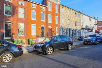 10 S Carey St in Baltimore, MD - Building Photo - Building Photo