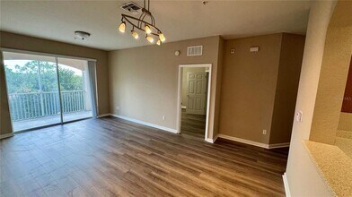 3332 Robert Trent Jones Dr in Orlando, FL - Building Photo - Building Photo