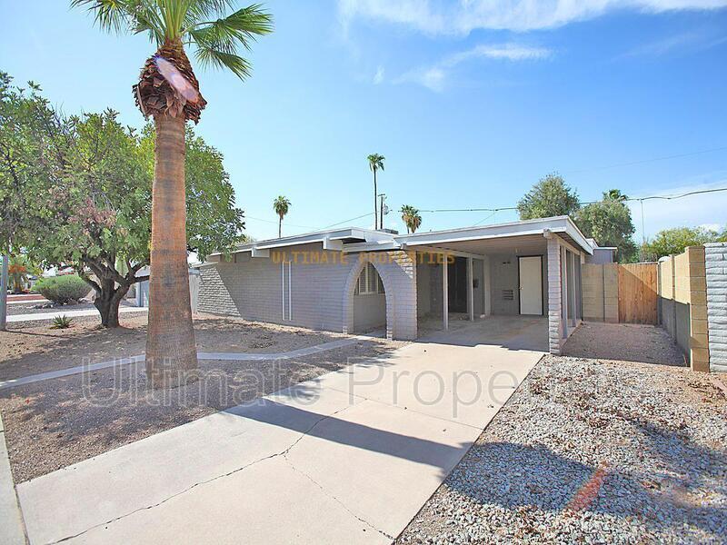 3702 E Altadena Ave-Unit -3 in Phoenix, AZ - Building Photo