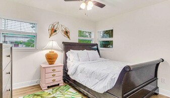 814 W Gonzalez St in Pensacola, FL - Building Photo