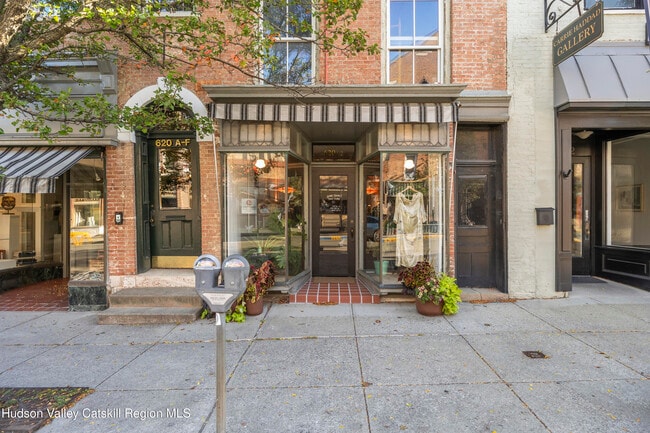 property at 620 Warren St