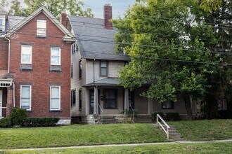 1885-1887-1887 N 4th St in Columbus, OH - Building Photo - Building Photo
