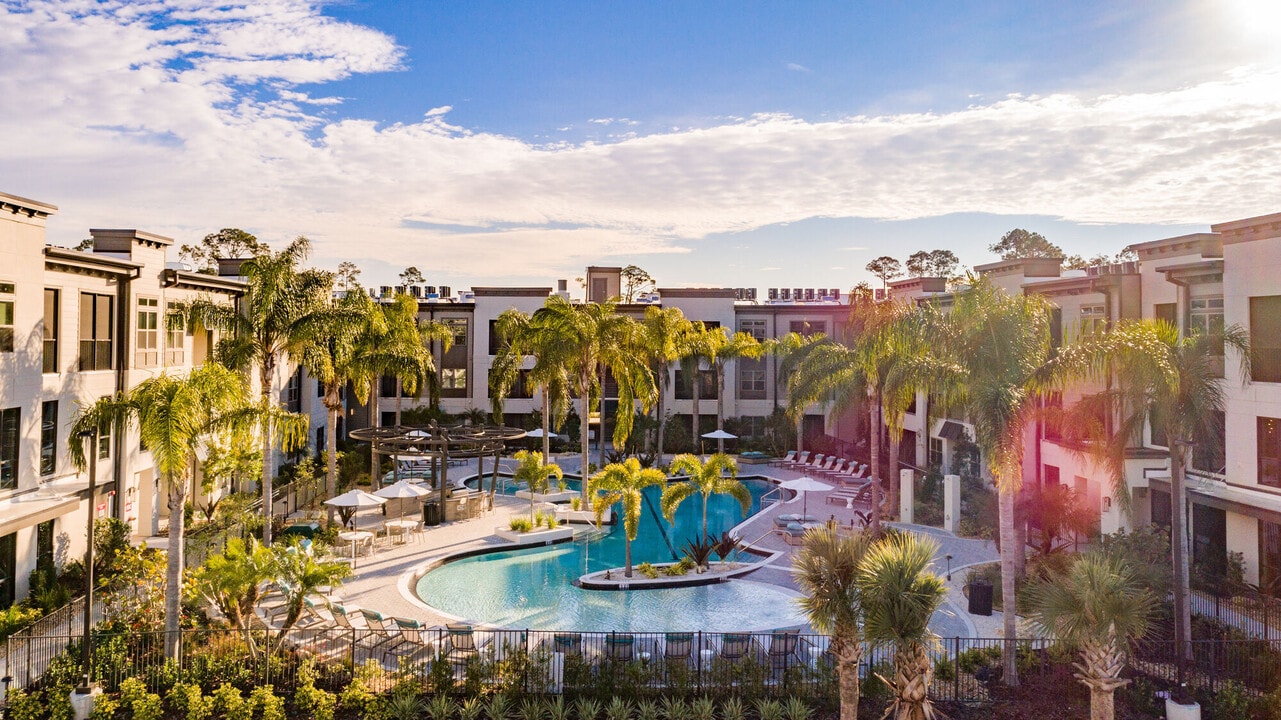 The Walton in Sanford, FL - Building Photo