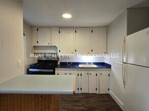 93 Newbury St in Auburn, ME - Building Photo - Building Photo