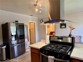 720 W Ramona Rd in Alhambra, CA - Building Photo - Building Photo