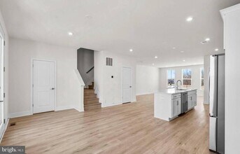 127 Heyford Dr in Stephenson, VA - Building Photo - Building Photo